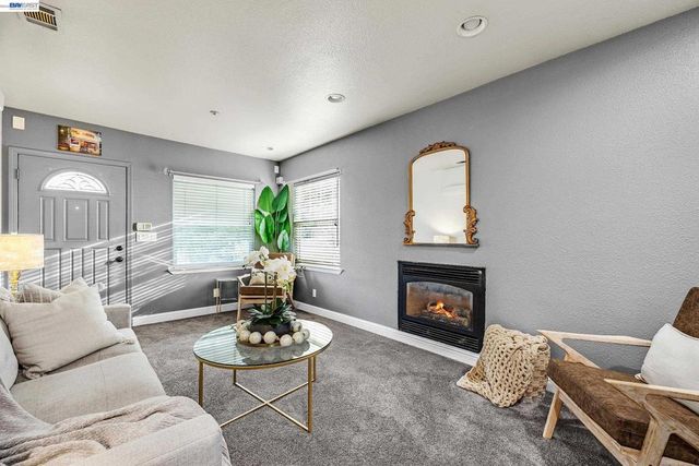 337 I St, Fremont, CA 94536