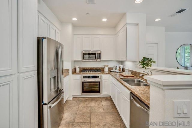 2793 Matera Ln, San Diego, CA 92108