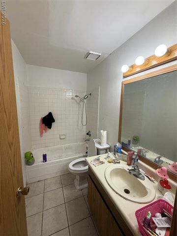 3585 Arville Street 401A, Las Vegas, NV 89103