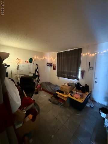 3585 Arville Street 401A, Las Vegas, NV 89103