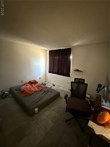 3585 Arville Street 401A, Las Vegas, NV 89103