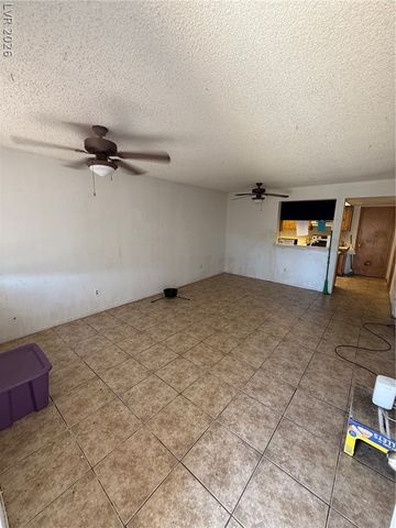 3585 Arville Street 401A, Las Vegas, NV 89103