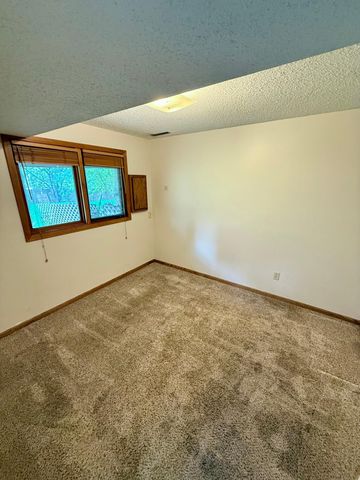 8117-19 Pleasant View Court, Mounds View, MN 55112