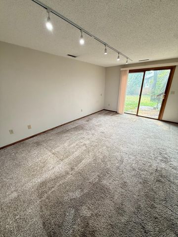 8117-19 Pleasant View Court, Mounds View, MN 55112