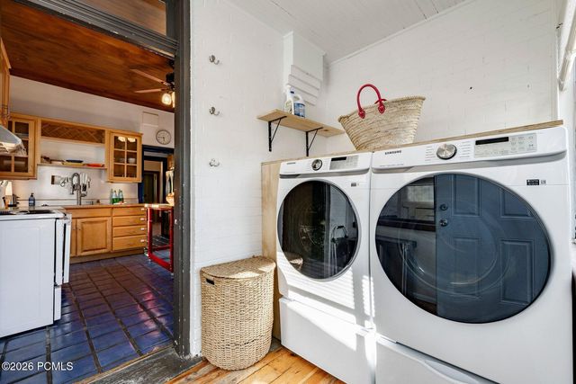 810 E 1st Avenue, Salt Lake City, UT 84103