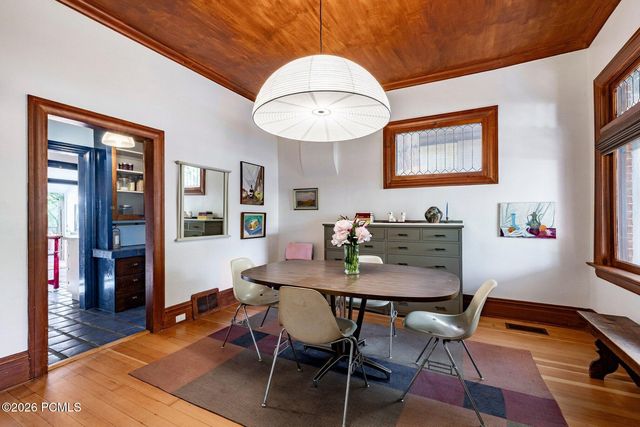 810 E 1st Avenue, Salt Lake City, UT 84103