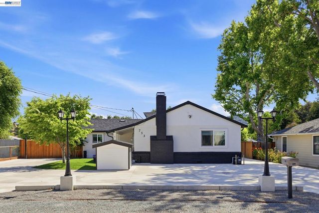753 Sycamore Rd, Pleasanton, CA 94566