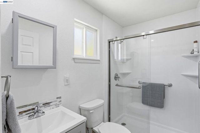 753 Sycamore Rd, Pleasanton, CA 94566