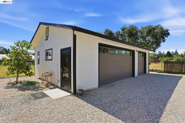 753 Sycamore Rd, Pleasanton, CA 94566