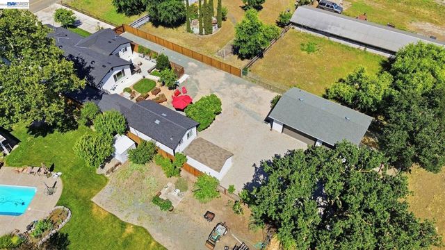 753 Sycamore Rd, Pleasanton, CA 94566