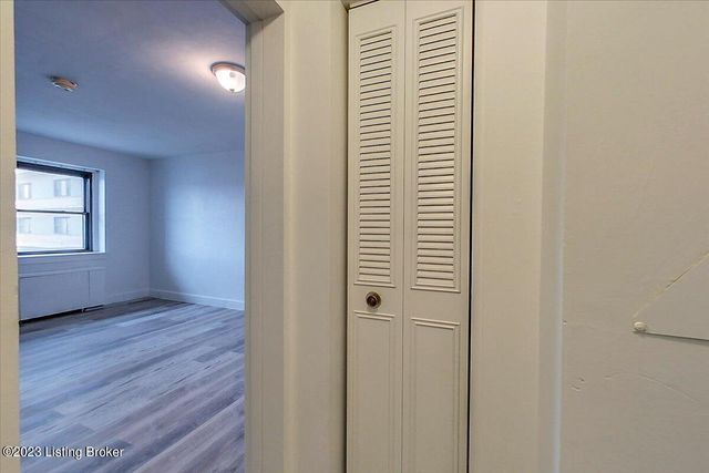 3320 Bardstown Rd APT V17, Louisville, KY 40218