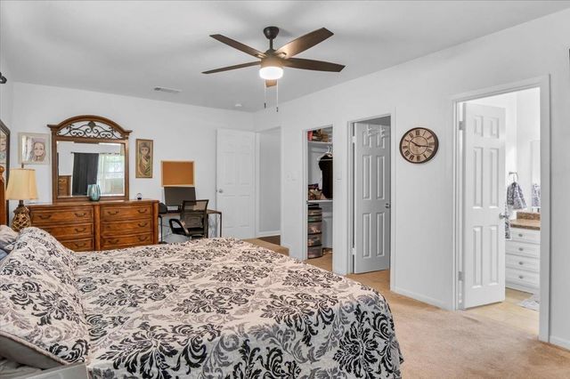 1704 Oakwood Drive, Troup, TX 75789