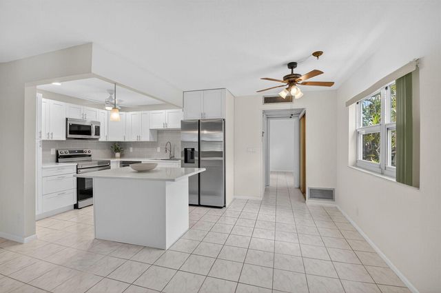 294 Tuscany F Lane 294, Delray Beach, FL 33446