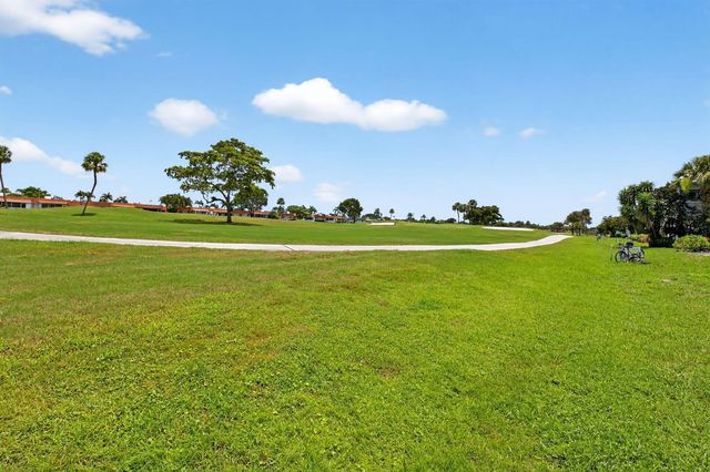 294 Tuscany F Lane 294, Delray Beach, FL 33446