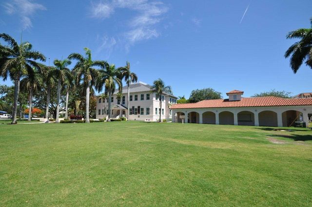 294 Tuscany F Lane 294, Delray Beach, FL 33446
