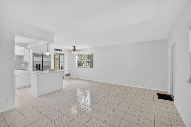 294 Tuscany F Lane 294, Delray Beach, FL 33446
