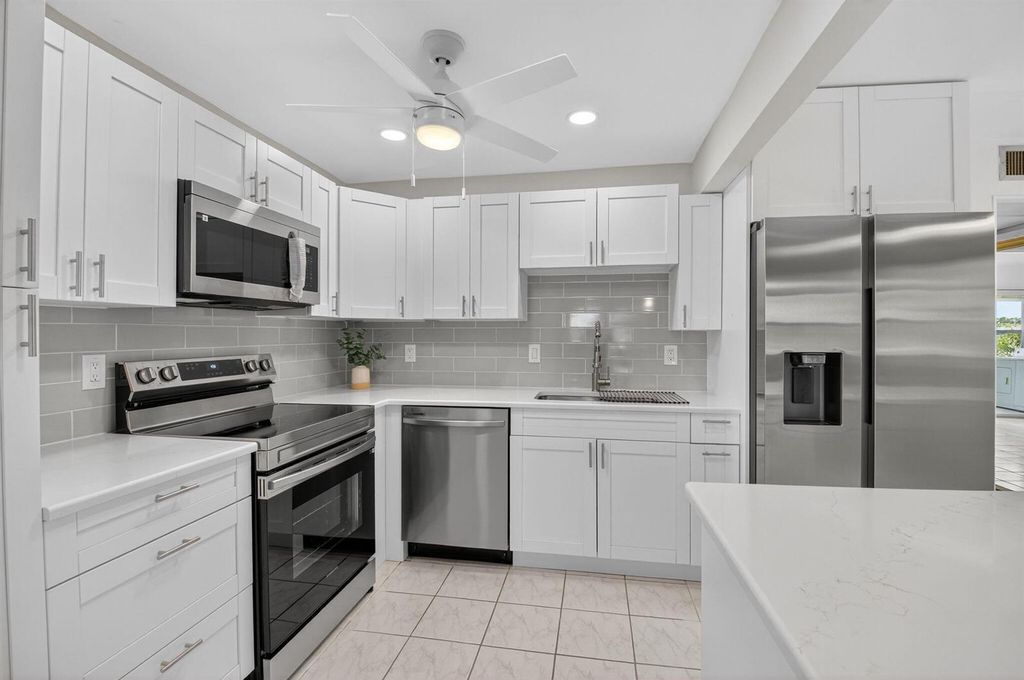 294 Tuscany F Lane 294, Delray Beach, FL 33446