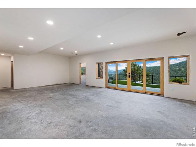 2701 Fall River Road, Estes Park, CO 80517