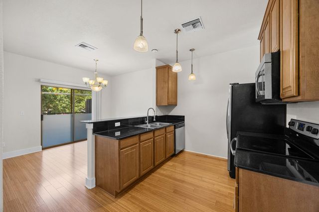 13420 Lyndhurst ST 103, Austin, TX 78729
