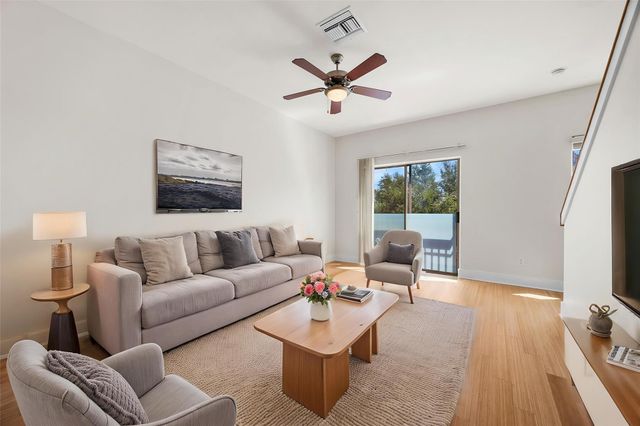 13420 Lyndhurst ST 103, Austin, TX 78729