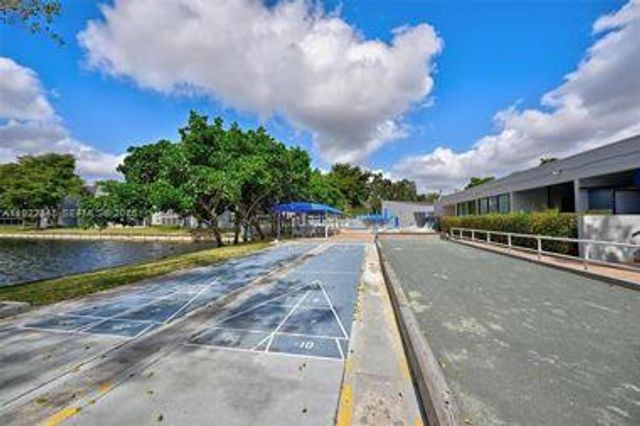 9200 Lime Bay Boulevard 312, Tamarac, FL 33321