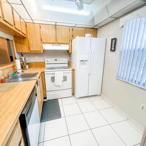 9200 Lime Bay Boulevard 312, Tamarac, FL 33321