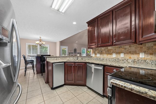 70 Ellerslie Way, Ellerslie, GA 31807