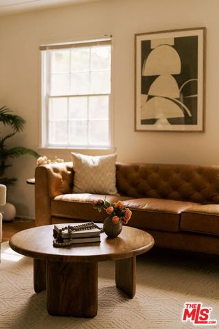 525 E Maple Street 1, Glendale, CA 91205