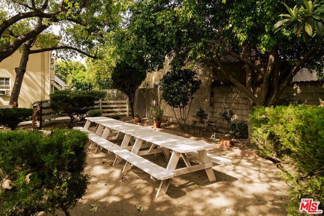 525 E Maple Street 1, Glendale, CA 91205