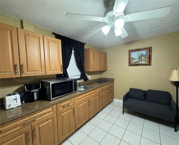 10920 Westwood Lake Dr, Miami, FL 33165