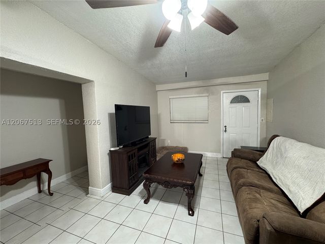 10920 Westwood Lake Dr, Miami, FL 33165