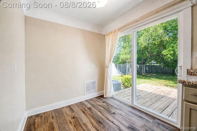 1117 Lexington Parkway, Ypsilanti, MI 48198