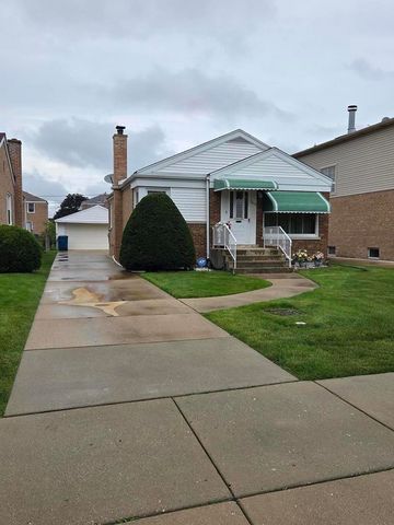 7416 W Winnemac Avenue, Harwood Heights, IL 60706