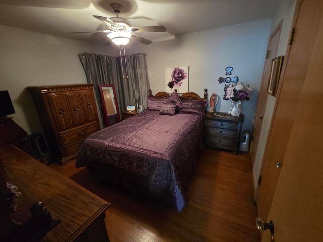7416 W Winnemac Avenue, Harwood Heights, IL 60706