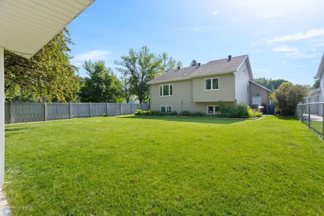 3501 19th Street S, Fargo, ND 58104