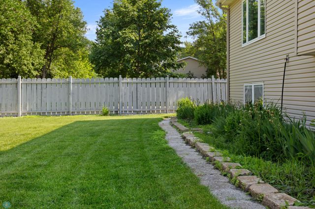 3501 19th Street S, Fargo, ND 58104