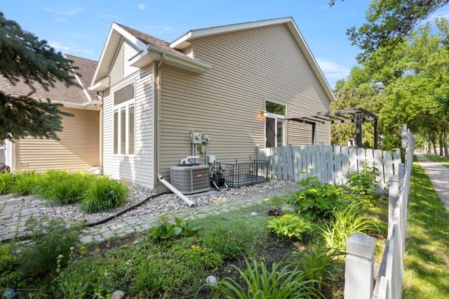3501 19th Street S, Fargo, ND 58104