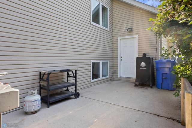 3501 19th Street S, Fargo, ND 58104