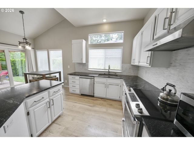 32541 Sw JULIETTE Dr, Wilsonville, OR 97070