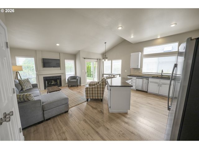 32541 Sw JULIETTE Dr, Wilsonville, OR 97070