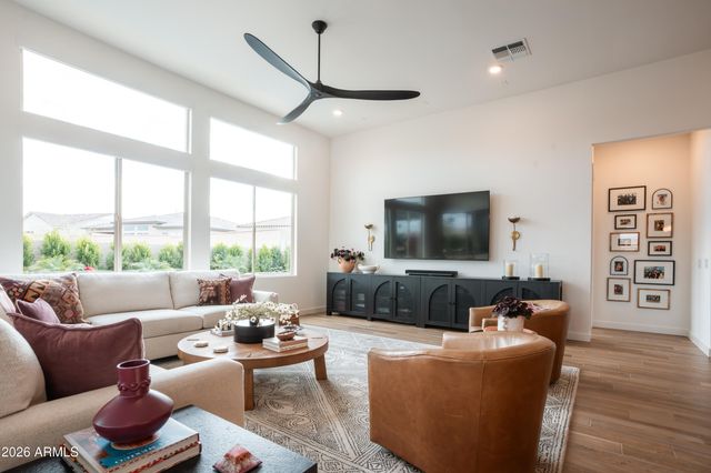 4783 W FLAT IRON Court, Queen Creek, AZ 85144