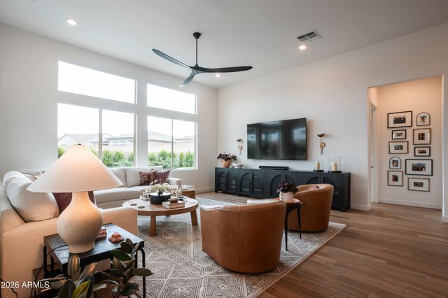 4783 W FLAT IRON Court, Queen Creek, AZ 85144