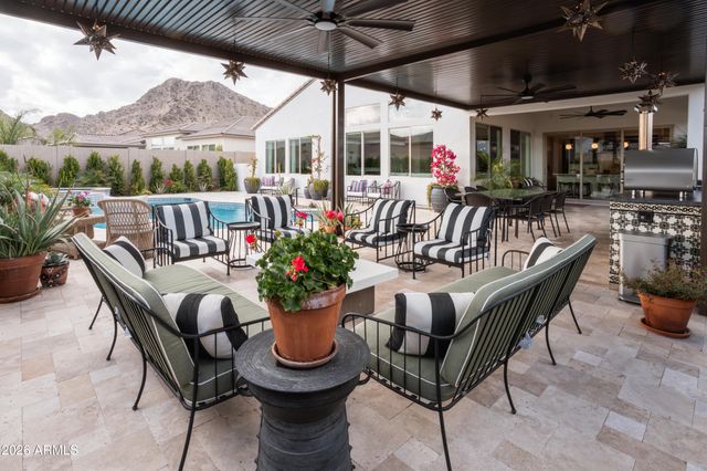 4783 W FLAT IRON Court, Queen Creek, AZ 85144