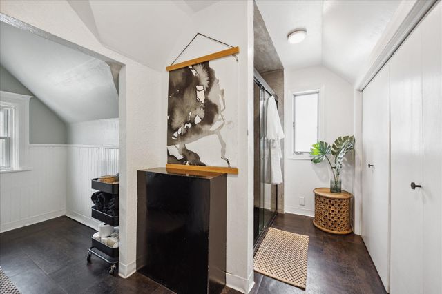 819 24th Avenue NE, Minneapolis, MN 55418