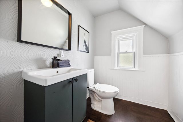 819 24th Avenue NE, Minneapolis, MN 55418