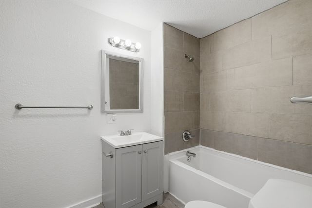 500 E Heron Street, Denison, TX 75021