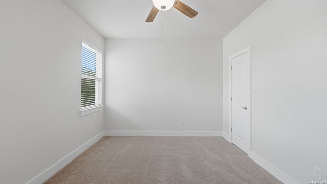 727 GRISTMILL DR, New Braunfels, TX 78130