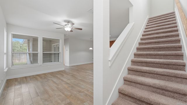 727 GRISTMILL DR, New Braunfels, TX 78130