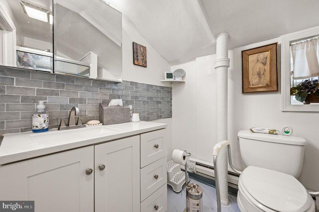 109 ROXBOROUGH AVE, Philadelphia, PA 19127