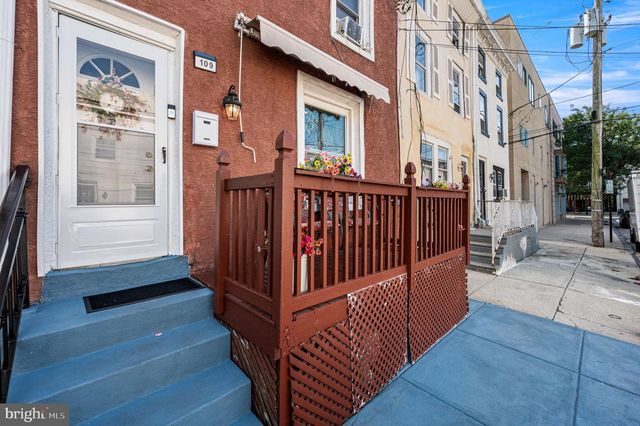 109 ROXBOROUGH AVE, Philadelphia, PA 19127